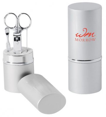 Manicure Kit in Metal Case