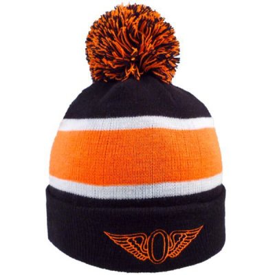 Striped beanie with pom